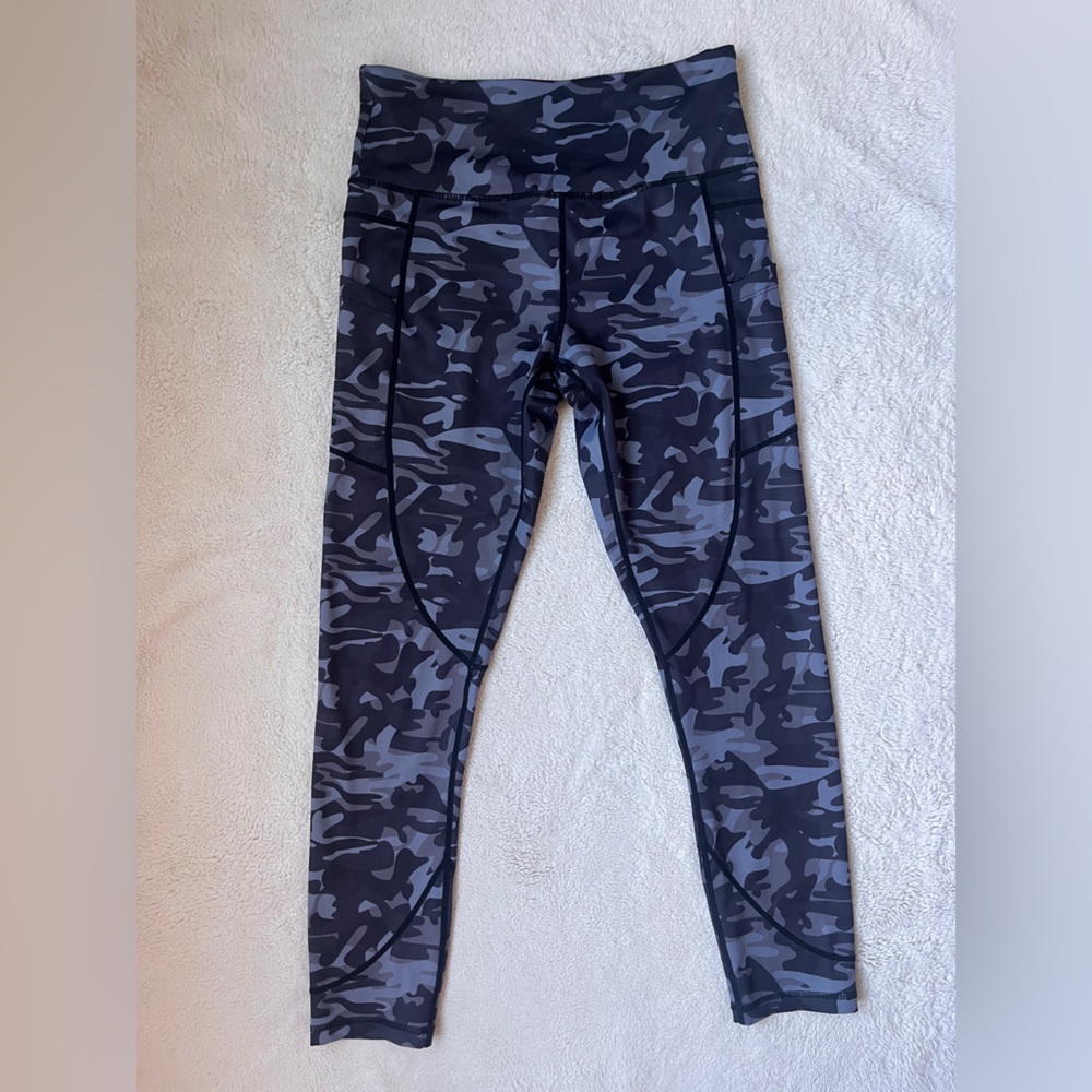 Zyia Active Blue Camo Print Light n Tight Pocket Leggings Women Size 6-8